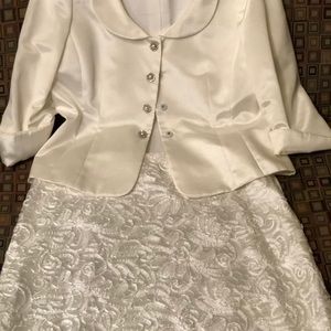 Suit 2-pc Winter White Jacket&Skirt